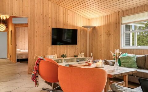 Felina - from the Sea: Interior Design, Mobilia, Pavimentazione, Pavimento, Legna, Soffitto, Lampada, Illuminazione, Camera, Soggiorno