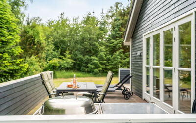 Felina - from the Sea