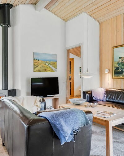 Bruna - 300M from the Sea