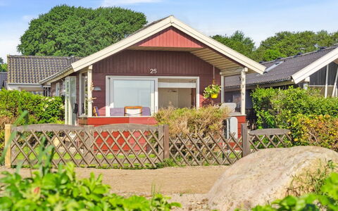 Anselmi - 25M from the Sea: Legna, Tetto, Casa, Casa, Architettura, Raccordo, Lotto, Villetta, Capannone, Edifici Giardino