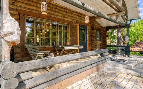 Villa Torni: Mobilia, Interior Design, Pavimentazione, Pavimento, Tavolo, Soffitto, Cucina & Sala Da Pranzo Tavolo, Illuminazione, Sedia, Casa