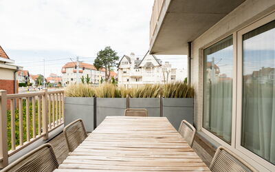 Helios with Parking and Terrace