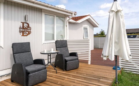 Dragan - 250M from the Sea: Mobilia, Interior Design, Pavimentazione, Pavimento, Soffitto, Camera, Sedia, Tavolo, Appartamento, Cucina & Sala Da Pranzo Tavolo