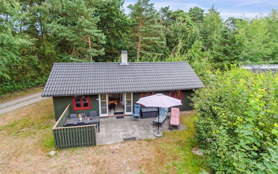Gail - 200M from the Sea
