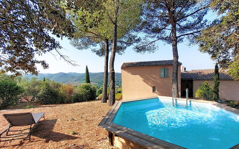 Le Belvédère D'Estelle: Blu, Piscina, Materiale Composito, Shade, Ricorrere, Mobili Da Esterno, Eco Hotel, Giochi D'Acqua, Terme, Villa