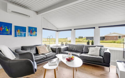 Hejdi - 650M from the Sea: Interior Design, Soffitto, Pavimentazione, Divano, Pavimento, Casa, Mobilia, Soggiorno, Design