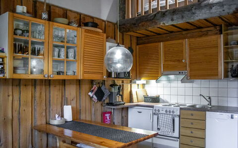 Satakero 3: Villetta, Casa, Casa, Edifici Giardino, Raccordo, Log Cabin, Agriturismo, Estate, Capannone, Cortile