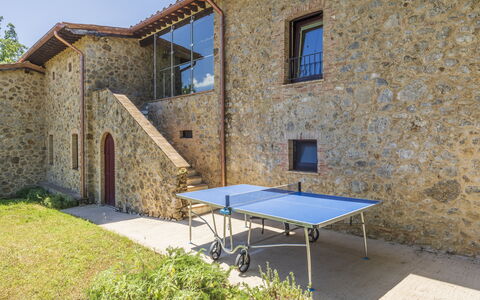 Le Casaline Di Sopra, Massa Marittima: Pianta, Finestra, Proprietà, Costruzione, Mobilia, Tavolo, Azzurro, Cielo, Shade, Albero