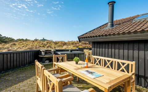 Emin - 700M from the Sea: Legna, Porta, Portico, Latifoglie, Deck, Villetta, Plank, Shade, Color Legno, Legname