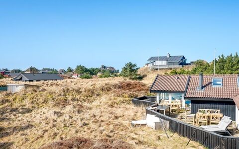 Emin - 700M from the Sea: Cielo, Casa, Tetto, Casa, Architettura, Villetta, Lotto, Area Rurale, Pendenza, Villaggio