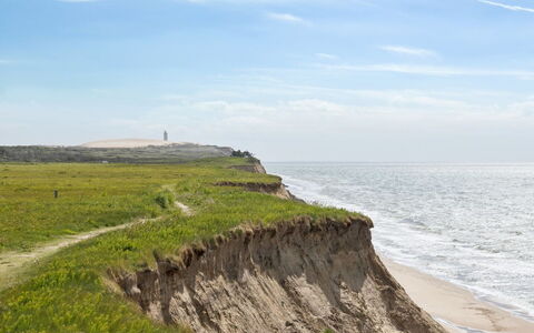 Ubavka - 101M from the Sea: Orizzonte, Ecoregione, Costa, Terreno, Nube, Costiera E Morfologie Oceanic, Sabbia, Geologia, Mare, Riva