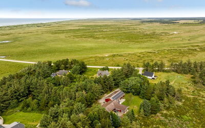 Aisling - 700M from the Sea