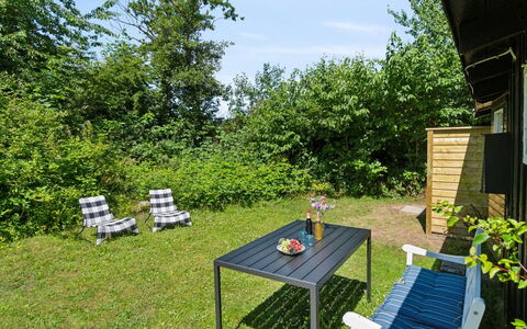 Krister - 900M from the Sea: Tetto, Casa, Casa, Villetta, Raccordo, Estate, Driveway, Edifici Giardino, Cortile, Capannone
