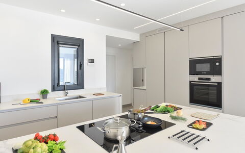 Yucas 1: Tavolo, Proprietà, Costruzione, Finestra, Tavola, Cabinetry, Interior Design, Cucina, Legna, Pavimentazione