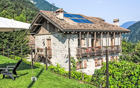 La Meridiana: Pianta, Cielo, Proprietà, Costruzione, Finestra, Montagna, Paesaggio Naturale, Villetta, Casa, Lotto