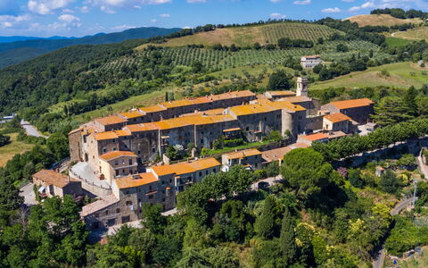 Canneto 100: Nube, Cielo, Proprietà, Costruzione, Albero, Paesaggio Naturale, Urban Design, Zona Residenziale, Paesaggio, Immobiliare