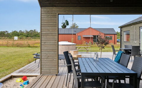 Henke - 475M from the Sea: 