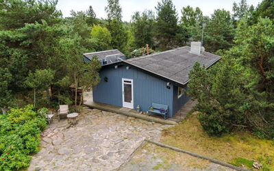 Sunita - 300M from the Sea