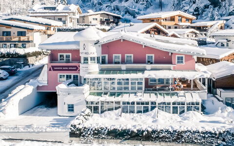 Längenfeld 179: Costruzione, Neve, Giorno, Proprietà, Finestra, Mondo, Architettura, Casa, Congelamento, Urban Design