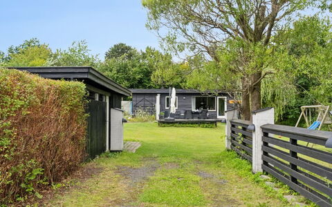 Mark - 1.2Km from the Sea: Casa, Casa, Zona Residenziale, Villetta, Raccordo, Estate, Driveway, Cortile