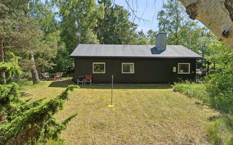 Eirik - 700M from the Sea: Legna, Casa, Portico, Deck, Latifoglie, Tetto, Color Legno, Pavimento In Legno, Eco Hotel