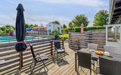 Effy - 300M from the Sea: Casa, Casa, Porta, Tetto, Villetta, Estate, Giardino, Shade, Raccordo, Cortile