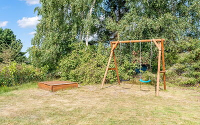 Arnsten - 900M from the Sea
