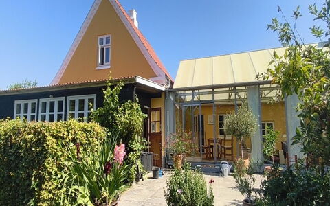 Huno - 2Km from the Sea: Casa, Tetto, Casa, Villetta, Shade, Cortile, Giardino, Raccordo, Estate, Mobili Da Esterno