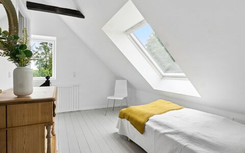 Keyla - 2.3Km from the Sea: Tetto, Casa, Casa, Villetta, Raccordo, Estate, Driveway, Edifici Giardino, Cortile, Capannone