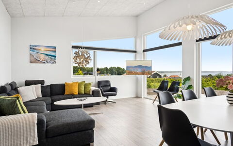 Alka - 500M from the Sea: Interior Design, Mobilia, Pavimentazione, Pavimento, Soffitto, Legna, Pavimento In Legno, Divano, Soggiorno, Lampada