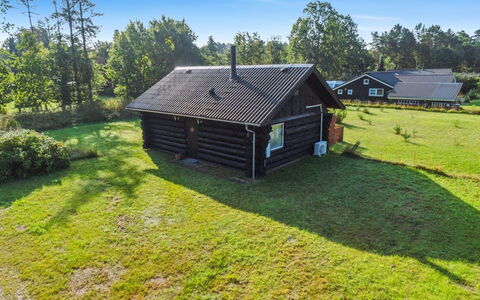 Barni - 7Km from the Sea: Casa, Tetto, Casa, Villetta, Capannone, Edifici Giardino, Raccordo, Cortile, Log Cabin, Capanna