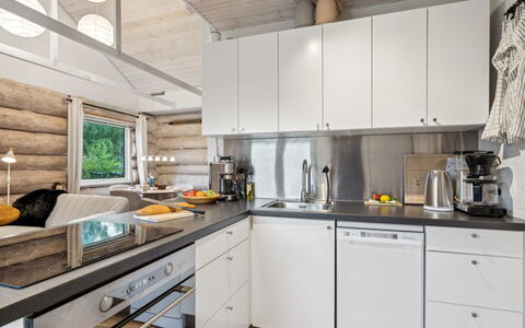 Barni - 7Km from the Sea: Casa, Tetto, Casa, Villetta, Capannone, Edifici Giardino, Raccordo, Cortile, Log Cabin, Capanna