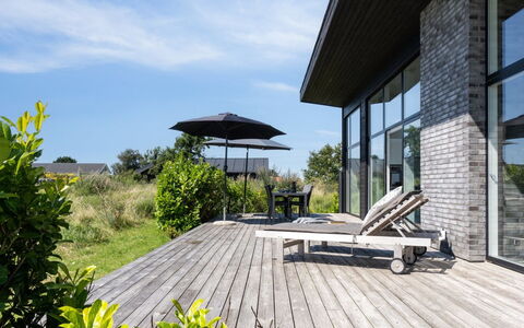 Bæver - 200M from the Sea: Legna, Casa, Portico, Deck, Latifoglie, Tetto, Color Legno, Pavimento In Legno, Eco Hotel