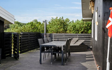 Mirkka - 200M from the Sea: Erba, Pascolo, Lotto, Villetta, Area Rurale, Prato, Edifici Giardino, Giardino, Capannone