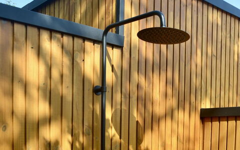 Jaane - from the Sea: Piscina, Mobili Da Esterno, Mobilia, Ricorrere, Flagstone, Eco Hotel, Shade, Sedia, Tempo Libero, Estate