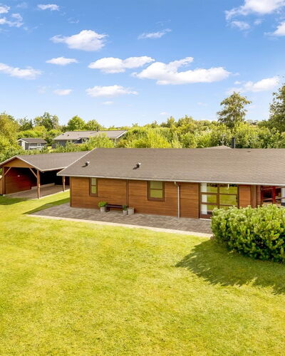 Yngve - 3.5Km from the Sea
