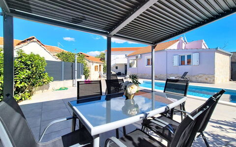 Nancy: Mobilia, Shade, Mobili Da Esterno, Materiale Composito, Sedia, Tenda, Terrazza, Struttura Esterna, Deck, Piscina