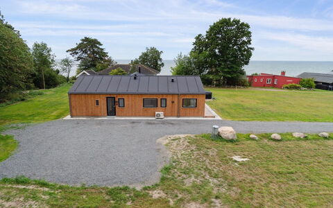 Wilgrib - 50M from the Sea: Legna, Tetto, Architettura, Casa, Casa, Villetta, Raccordo, Latifoglie, Pendenza, Estate