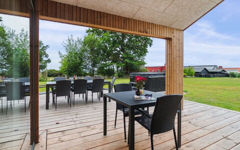 Wilgrib - 50M from the Sea: Legna, Tetto, Architettura, Casa, Casa, Villetta, Raccordo, Latifoglie, Pendenza, Estate