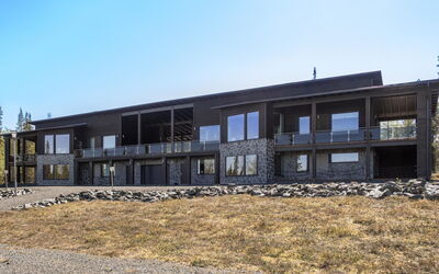 Holy Lake Chalet a