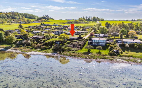 Titta - 10M to the Fjord: Blu, Arbusto, Villetta, Groundcover, Giardino, Estate, Shade, Landscaping, Agriturismo, Eco Hotel