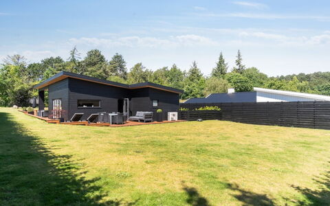 Thorkjell - 350M from the Sea: Legna, Casa, Portico, Deck, Latifoglie, Tetto, Color Legno, Pavimento In Legno, Eco Hotel