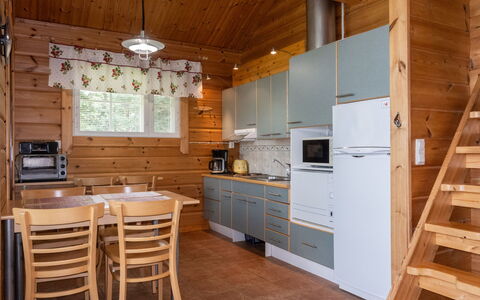 Mansikkaranta 3, Osittain Esteetön: Legna, Pavimentazione, Soffitto, Interior Design, Pavimento, Cucina, Controsoffitto, Color Legno, Lavello, Idraulico Fixture