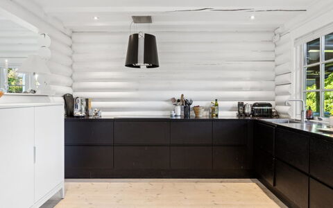 Sighfrith - 1.4Km from the Sea: Legna, Pavimentazione, Pavimento In Legno, Cucina, Latifoglie, Controsoffitto, Materiali Naturali, Pavimento Laminato, Color Legno