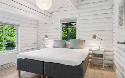 Sighfrith - 1.4Km from the Sea: Legna, Soffitto, Pavimento In Legno, Latifoglie, Plank, Color Legno, Biancheria, Camera Da Letto, Letto, Telaio Del Letto