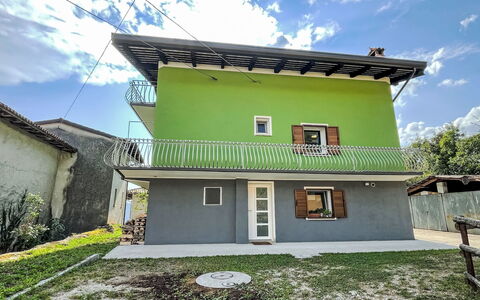 Delle Maschere: Nube, Cielo, Proprietà, Pianta, Costruzione, Finestra, Legna, Lotto, Casa, Zona Residenziale
