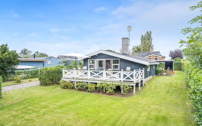 Hansiane - 80M from the Sea