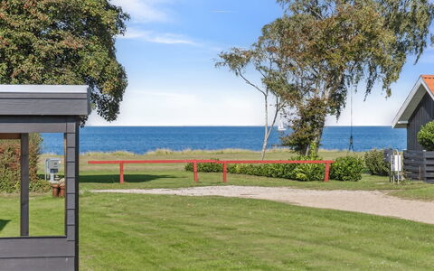 Todor - 150M from the Sea: Casa, Casa, Tetto, Zona Residenziale, Villetta, Estate, Agriturismo, Prato, Landscaping, Raccordo