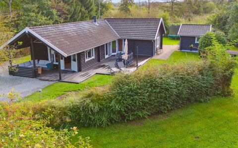 Hjorthung - 2Km from the Sea