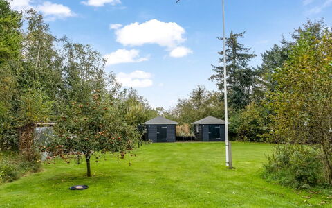 Evi - 500M from the Sea: Erba, Pascolo, Lotto, Villetta, Area Rurale, Prato, Edifici Giardino, Giardino, Capannone